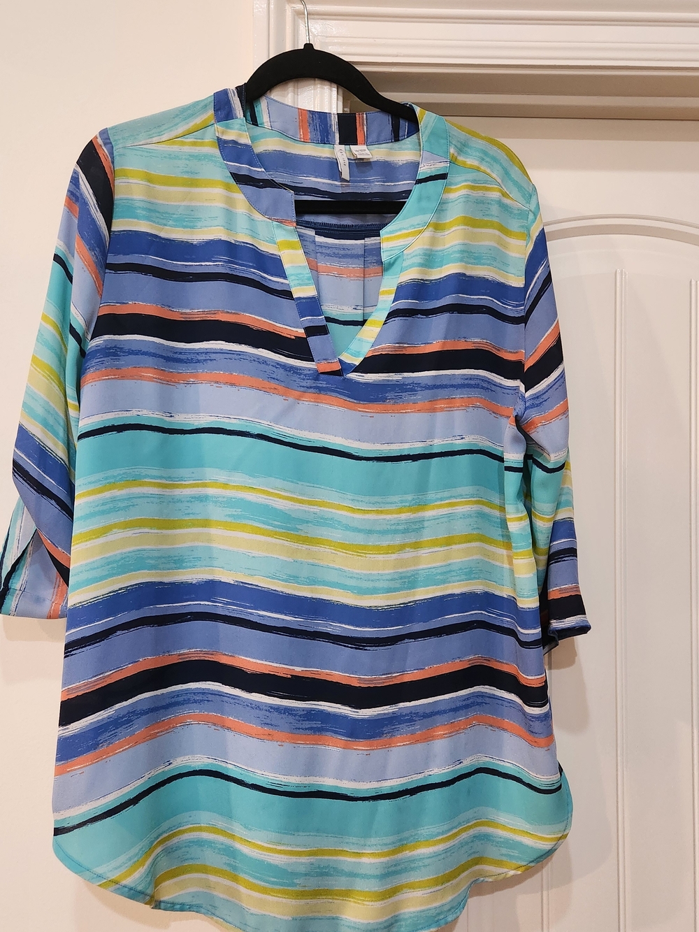 Striped V-Neck Tunic Blouse in Multicolor